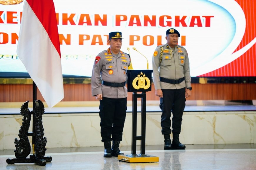 Kapolri Naikkan Pangkat 13 Pati Polri Setingkat Lebih Tinggi