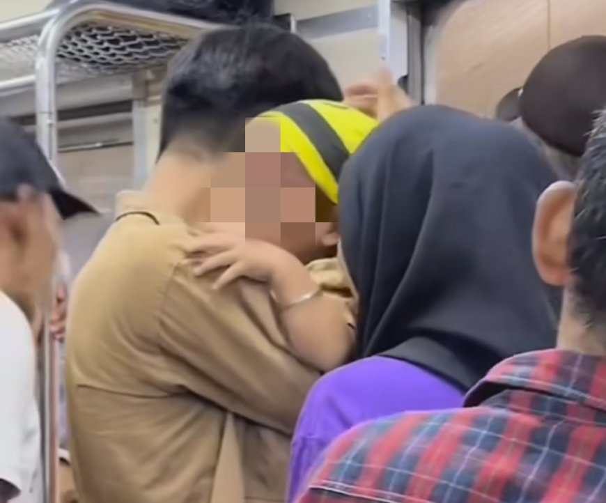 Viral Video Jari Balita Terjepit Pintu KRL di Stasiun Kebayoran