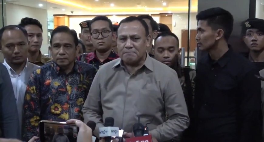 Sekitar 10 Jam Diperiksa Bareskrim Polri, Firli Bahuri Akhirnya Temui Awak Media