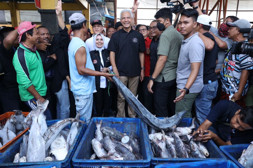 Nelayan Indramayu Mengadu soal Pungutan Liar oleh Bajak Laut, Ganjar: Harus Kita Sikat!