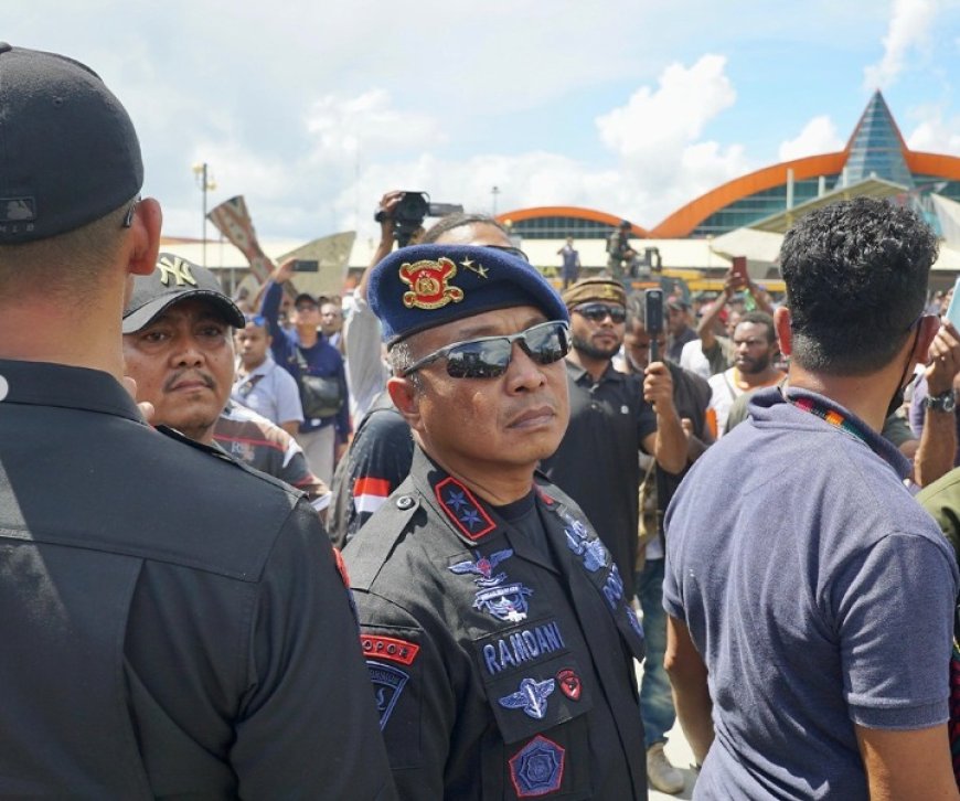 Aksi Ricuh di Papua Wadankor Brimob Turun ke Lapangan