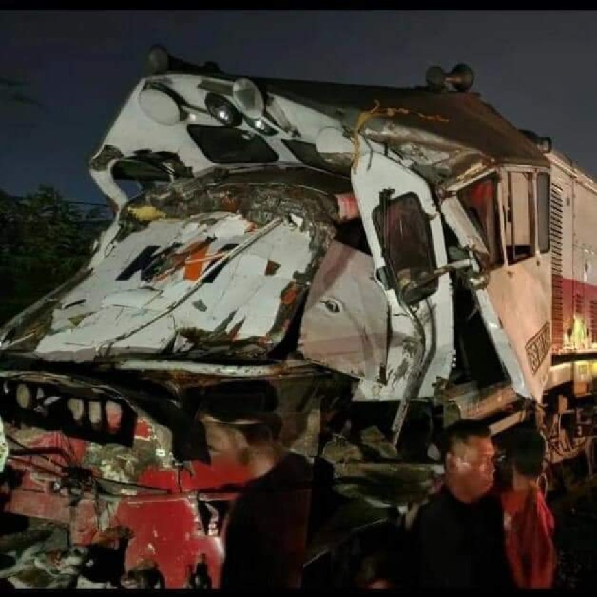 KAI Sesalkan Truk Terobos Pintu Perlintasan Sehingga Menemper KA Putri Deli di Perbaungan